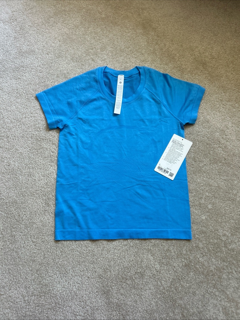 4-27 NWT Size 6 Lululemon Swiftly Tech Short Sleeve 2.0 Race OAVE